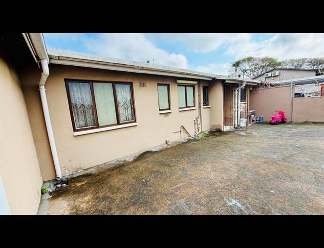 3 BEDROOM HOUSE FOR SALE IN LOTUS PARK
